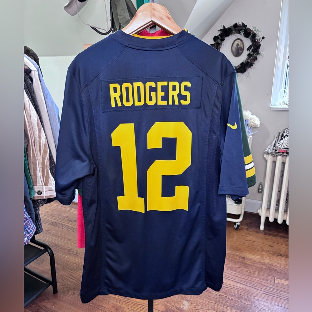 Nike Aaron Rodgers Greenbay Packers Throwback Jersey